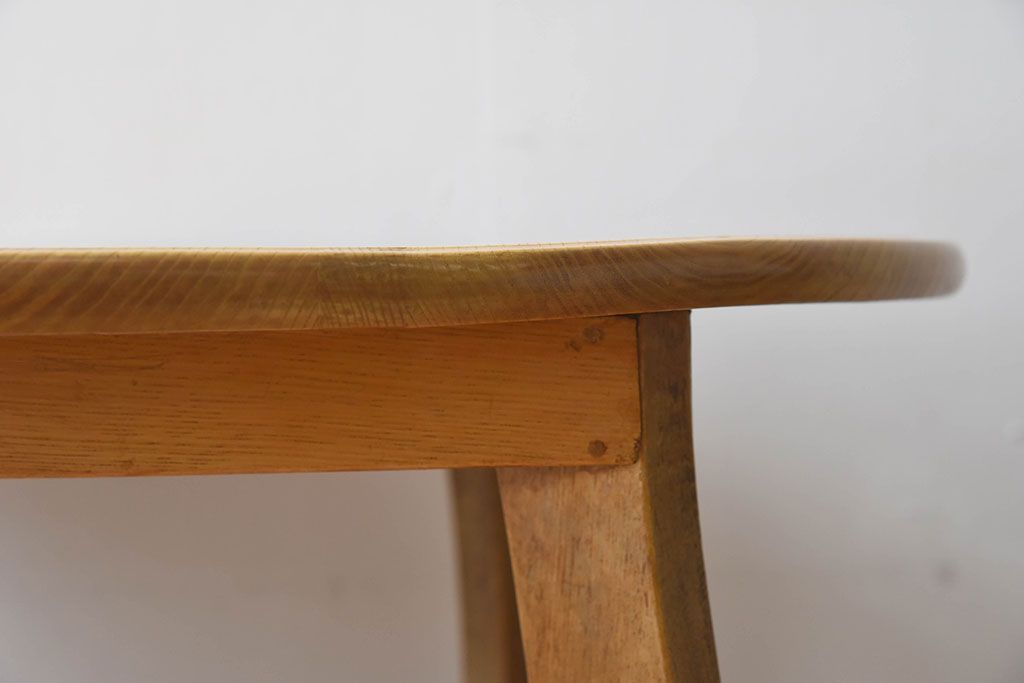 レトロ家具　ナラ材製　昭和レトロ　ラウンドテーブル(サイドテーブル)