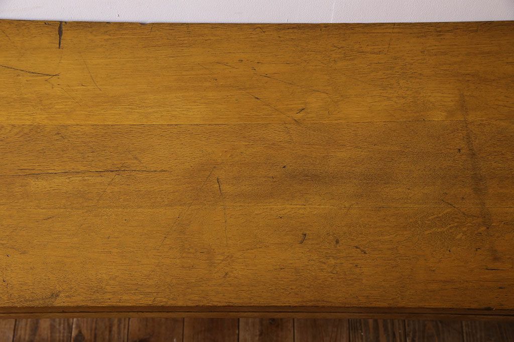 アンティーク家具　アンティーク　古いナラ材製のシンプルな横長作業台(テーブル)