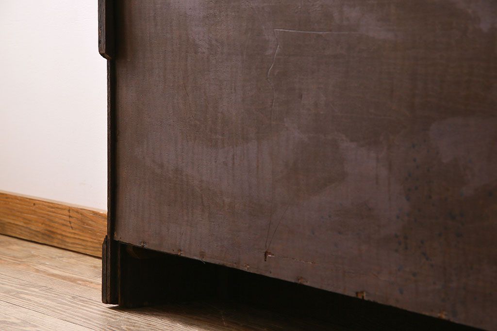 アンティーク家具　オーク材　イギリスアンティーク　ステンドグラスが美しい薄型ブックケース(本棚)