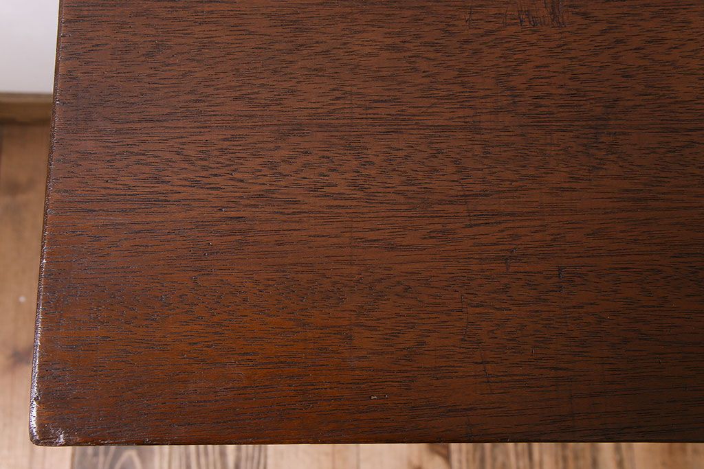 アンティーク家具　和製アンティーク　ラワン材製　天板一枚板のシンプルな鉄脚テーブル(2)