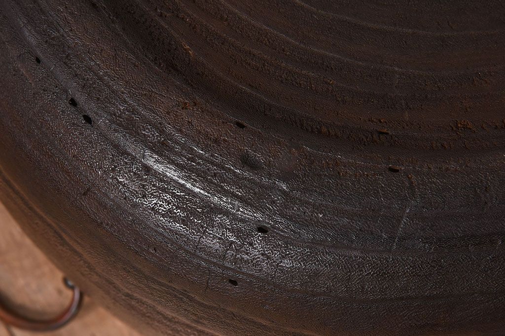 アンティーク雑貨　刳り貫き　古い木の味わいが趣ある和製アンティークの桐火鉢(1)