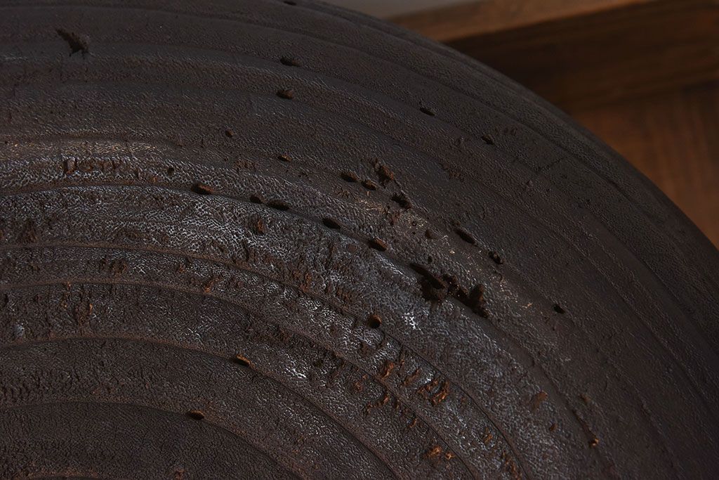 アンティーク雑貨　刳り貫き　古い木の味わいが趣ある和製アンティークの桐火鉢(2)