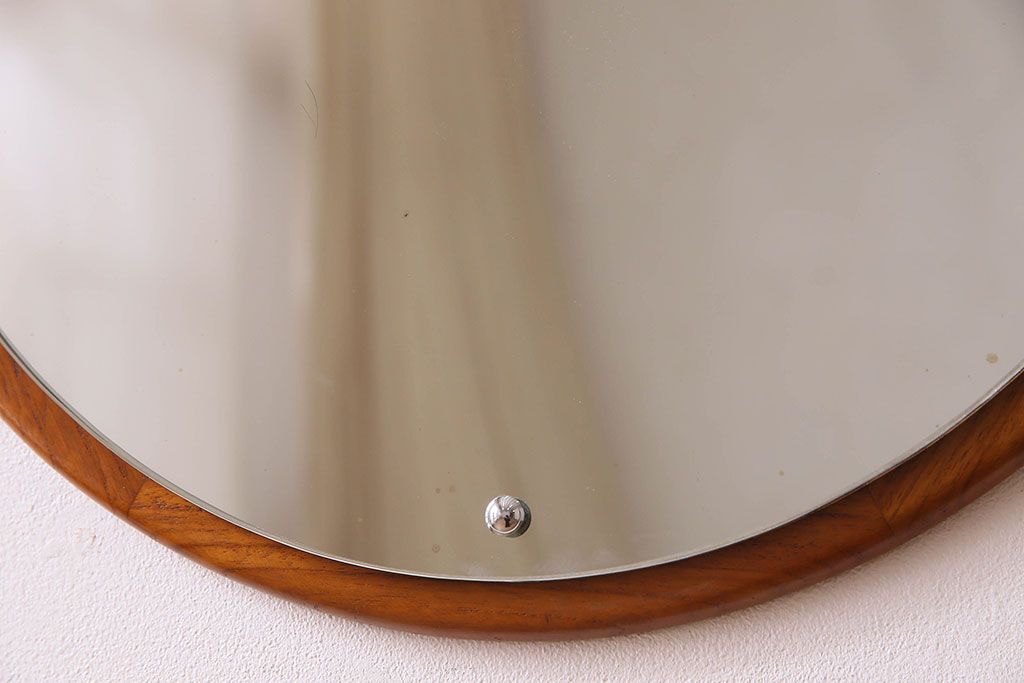 アンティーク雑貨　北欧家具　チーク材製　おしゃれなフレームの壁掛けミラー(鏡)(2)