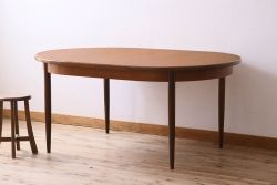 北欧ビンテージ家具　G-PLAN(ジープラン)　エクステンションテーブル