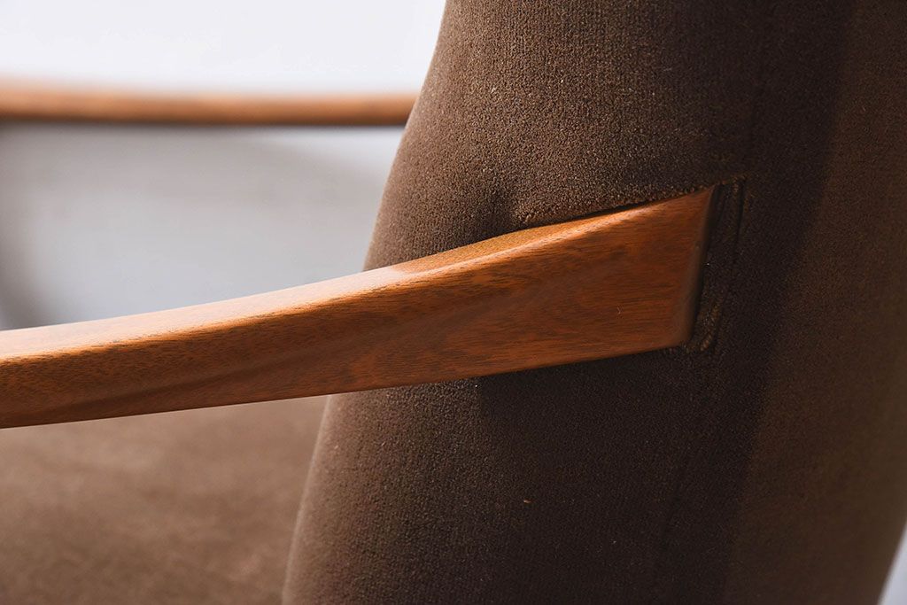 レトロ家具　昭和レトロ　フレームのデザインが美しい一人掛けソファ(ソロンチェア、クッションソファ、椅子)  (2)