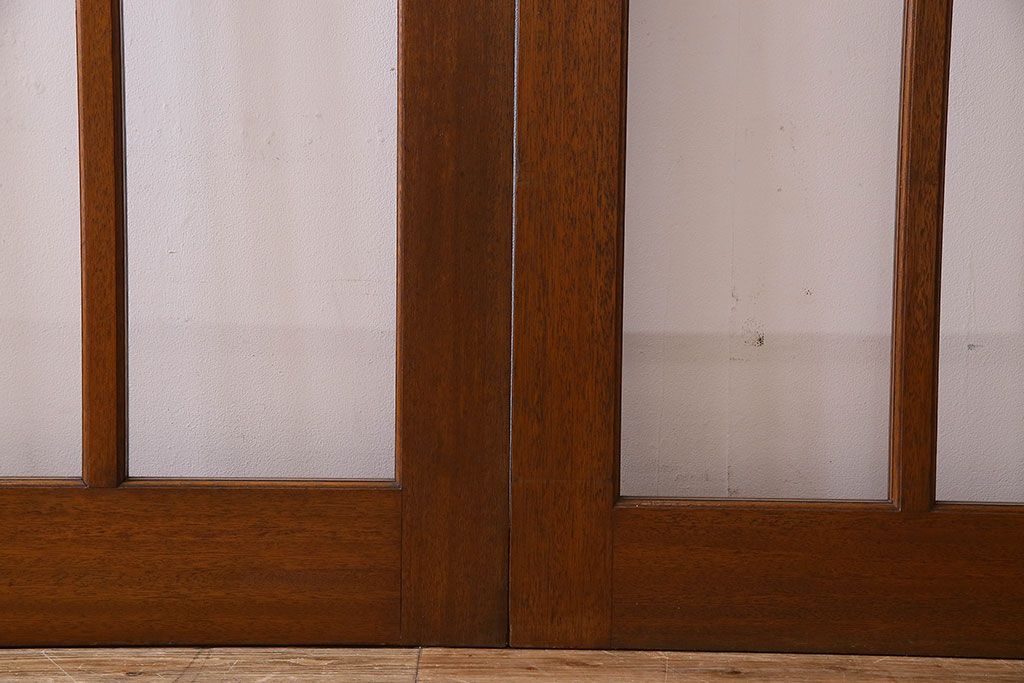 【H様ご成約済み・ご決済用】昭和レトロ　特大　色ガラス入り!教会で使われていたガラス引き戸(ガラス戸)2枚セット