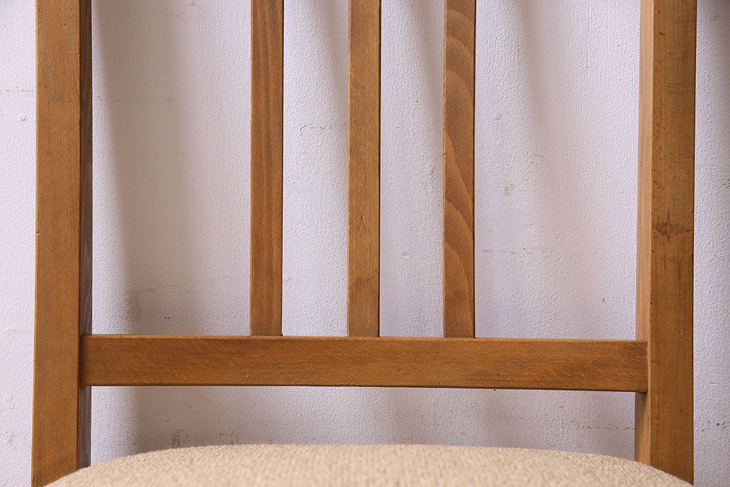 レトロ家具　昭和レトロ　ナラ材　落ち着いた色味が素敵なチェア(椅子、ダイニングチェア)