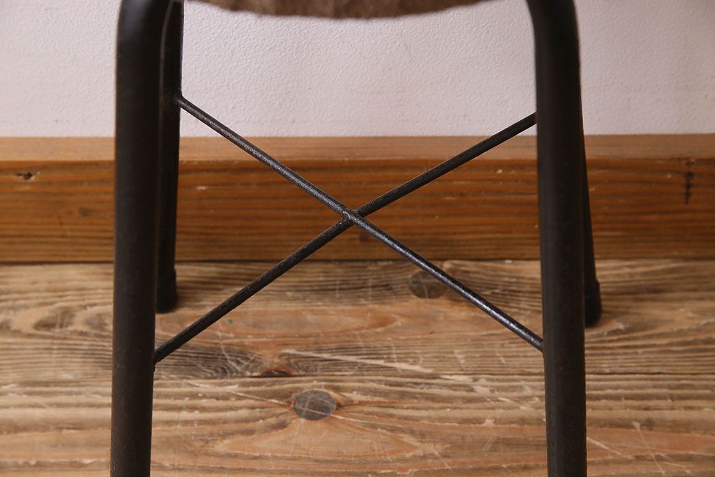レトロ家具　昭和レトロ　クッション座面丸スツール(椅子、チェア、丸イス)(1)