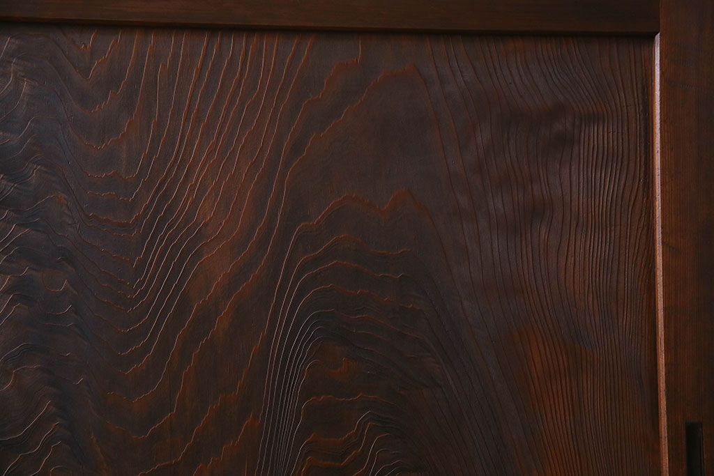  古民具・骨董　杢目が美しい　杉材一枚板の板戸2枚(窓)(2)