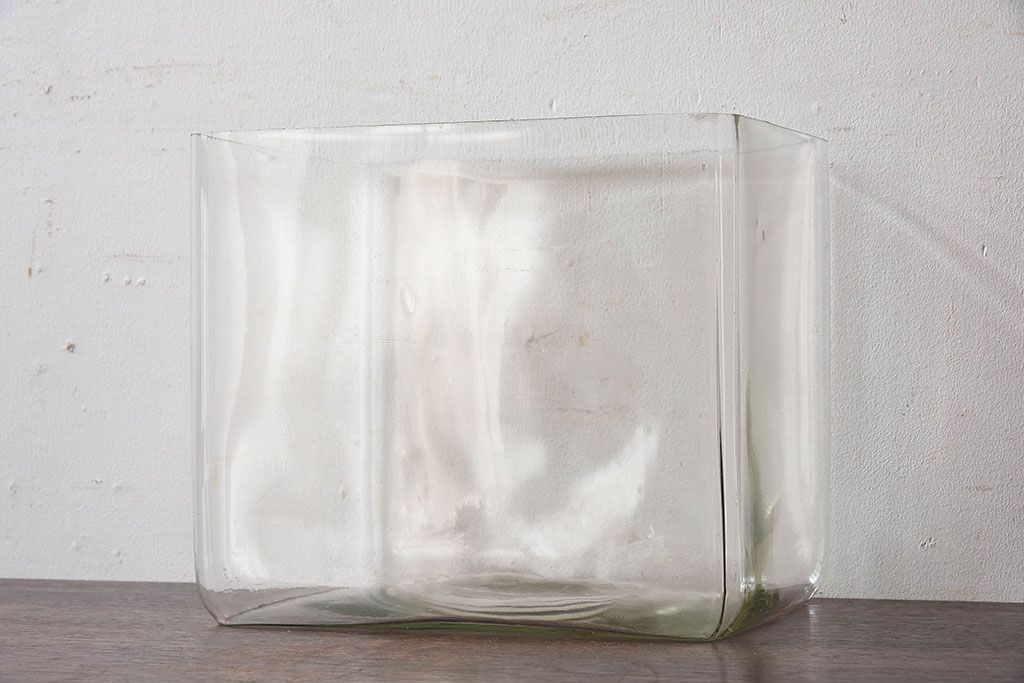 アンティーク雑貨 昭和レトロ ゆらぎが魅力的なガラス容器 | ラフジュ工房