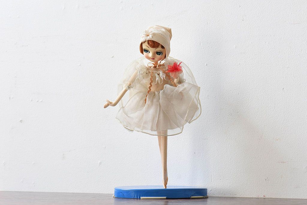 アンティーク雑貨 昭和レトロ 台座付き!ポーズ人形(文化人形、フランス