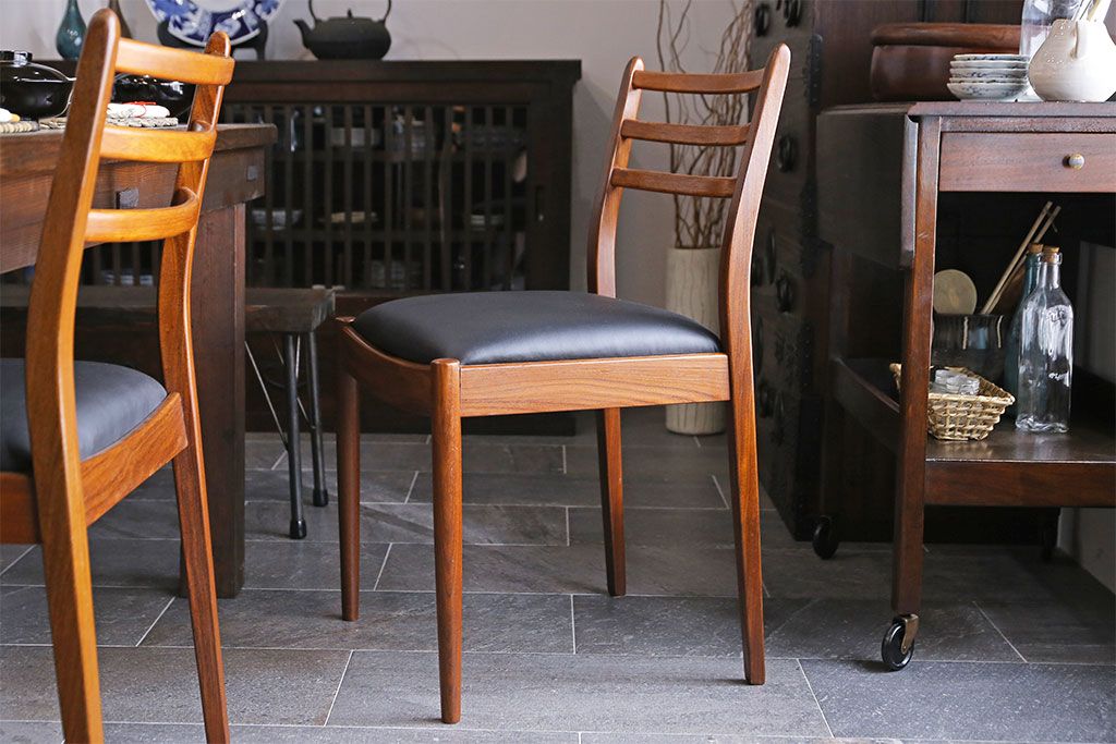 北欧家具　G-PLAN(ジープラン)　チーク材　 シックな色合いのチェア(椅子・ダイニングチェア・ワークチェア)(2)