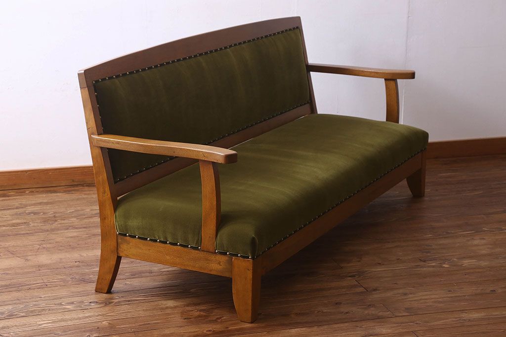 レトロ家具　レトロ　カバ材　木の質感が味わい深いソファベンチ(アームソファ、3人掛けソファ、長椅子)