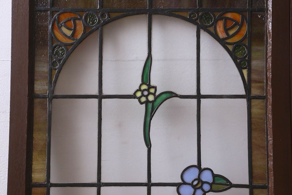アンティーク雑貨　昭和初期　様々な花が可愛らしいステンドグラスのガラス戸(引き戸、建具)2枚組