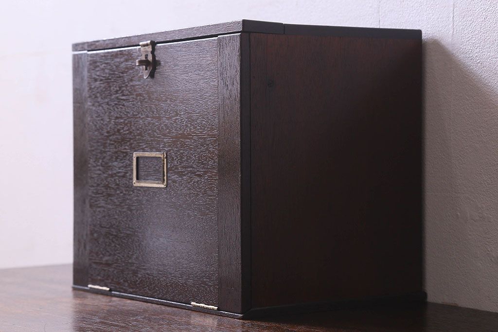 アンティーク雑貨　昭和レトロ　シックな雰囲気漂う　歯医者さんの古い往診箱(小引き出し、裁縫箱、小物収納)