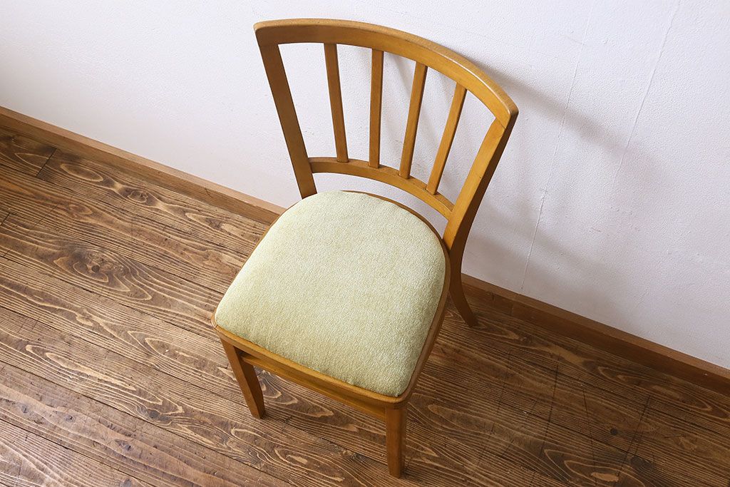 ヴィンテージ家具　イギリスビンテージ　温かみのある雰囲気漂うブナ材のチェア(椅子、ダイニングチェア)(3)
