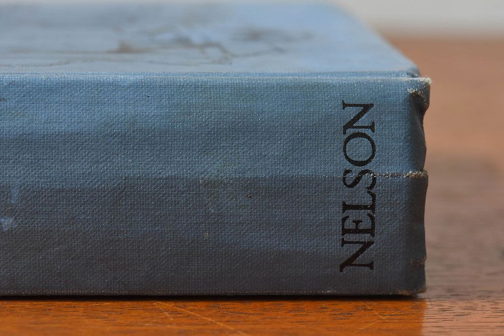 アンティーク雑貨　フランス　ネルソン(NELSON)　アンティークブック(洋書、古書、本)