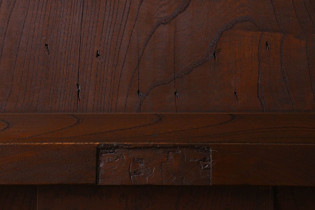 極上品　総ケヤキ材　美しい漆塗りが魅力的な新潟産アンティーク蔵戸(建具、玄関戸)