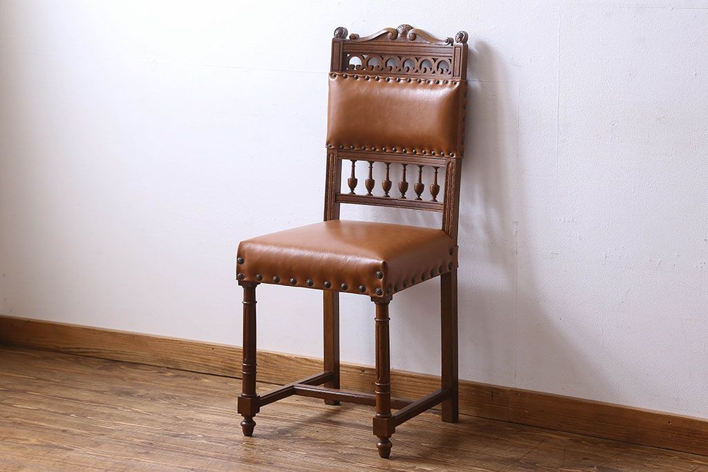 アンティーク家具　フランスアンティーク　本革　優美なデザインのダイニングチェア(椅子、イス)(1)