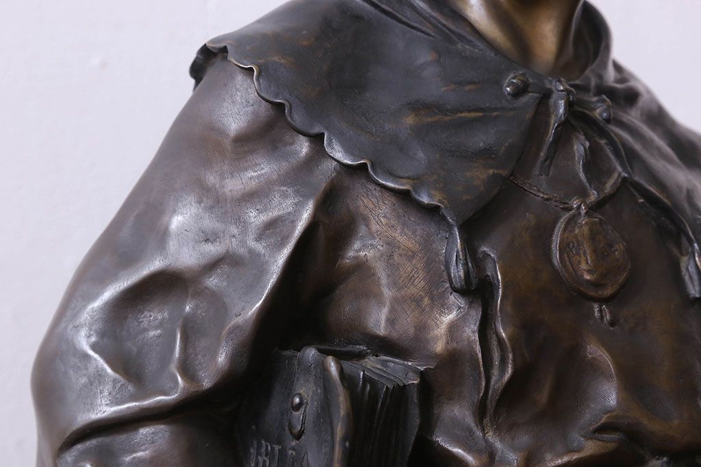 アンティーク雑貨　ヨーロッパアンティーク　Emile Picault　細かな装飾が目を引くブロンズ像(彫刻、置物)