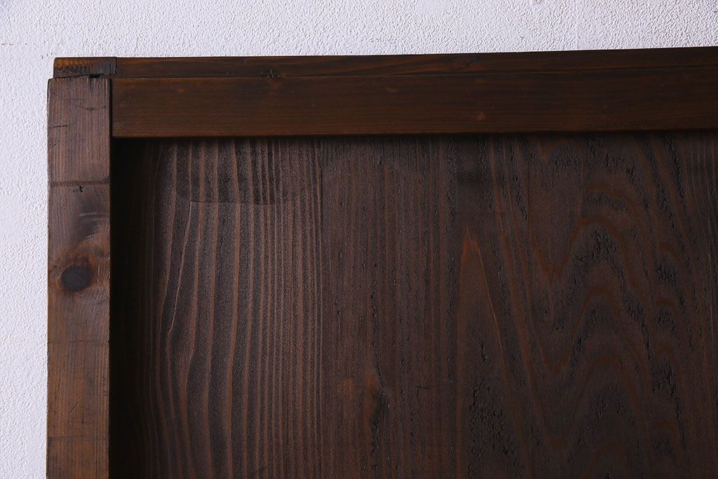 和製アンティーク　板目が魅力的な杉材の古い板戸(帯戸、建具)