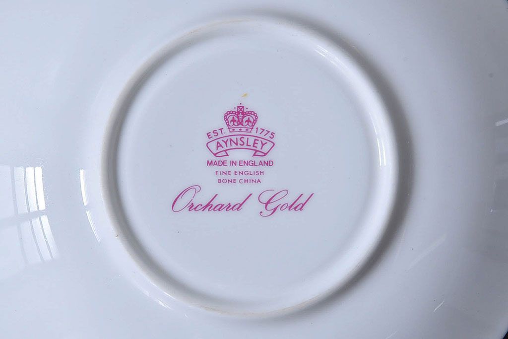 イギリスビンテージ　AYNSLEY(エインズレイ)　Orchard Gold(オーチャードゴールド)　カップ&ソーサー(洋食器)