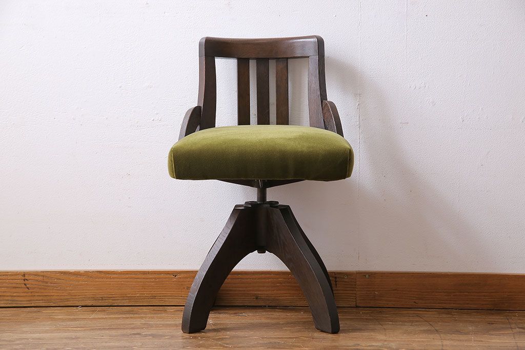 アンティーク家具　古いナラ材が使われた和モダンなアンティーク回転椅子(イス、ワークチェア)