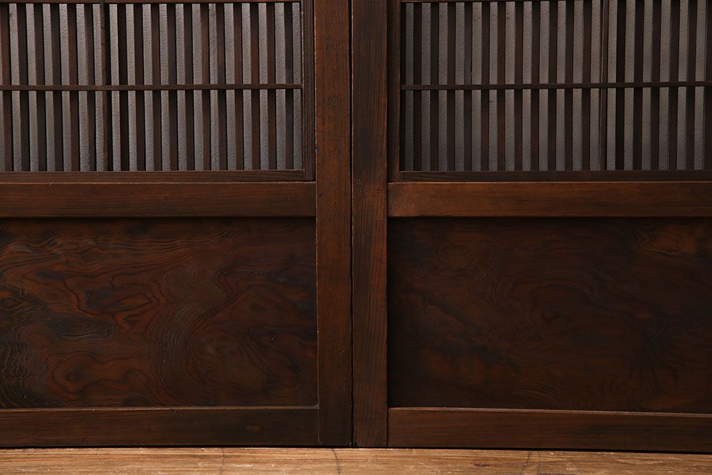 和製アンティーク　杉材　上品な和の雰囲気漂う裏障子付き格子戸(ガラス帯戸、引き戸、建具)2枚セット