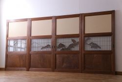 和製アンティーク　腰板ケヤキ材　帯の意匠が目を引く上質なガラス帯戸(板戸、引き戸、建具)