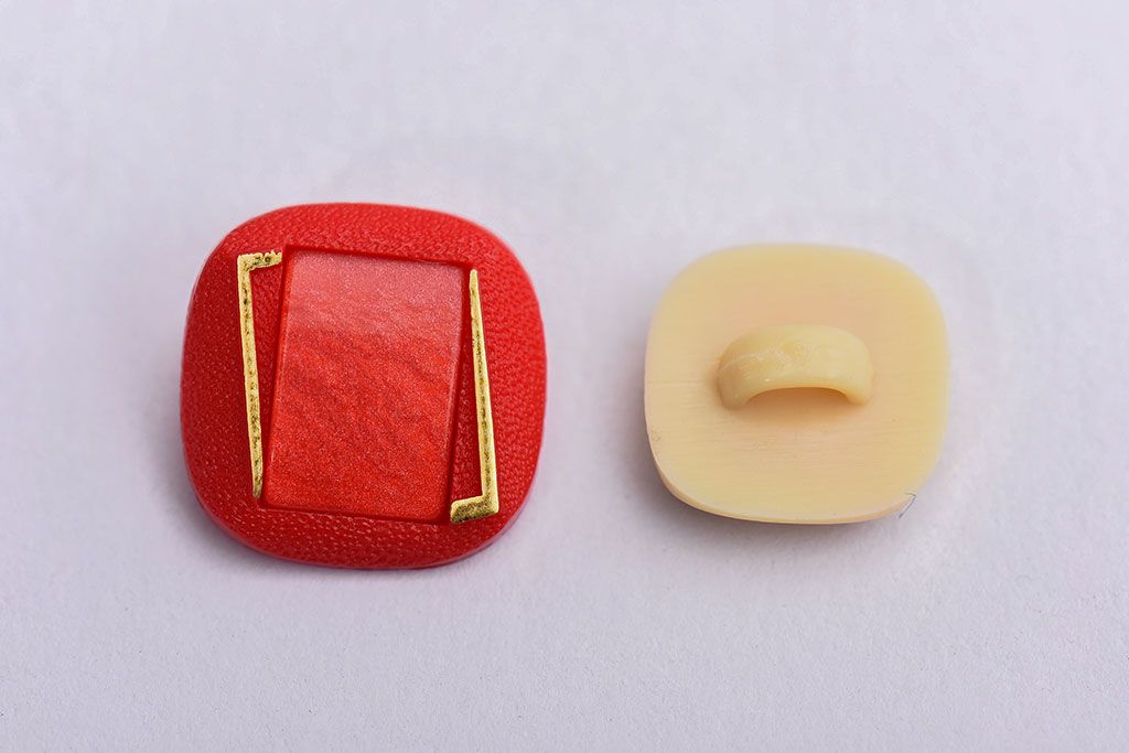 アンティーク雑貨　シックで上品なデザインのビンテージボタンセット(2)