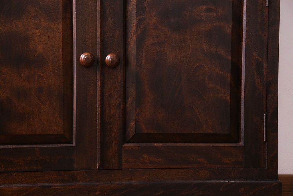 ビンテージ　中古　松本民芸家具　#58型　扉のデザインがおしゃれな食器棚(カップボード)