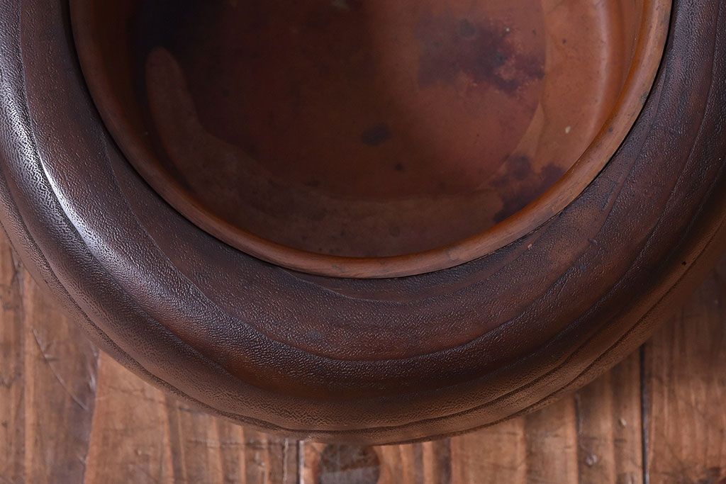 アンティーク雑貨　和製アンティーク　深みのある木味が魅力的な桐火鉢(丸火鉢、木製火鉢、鉢カバー)(1)