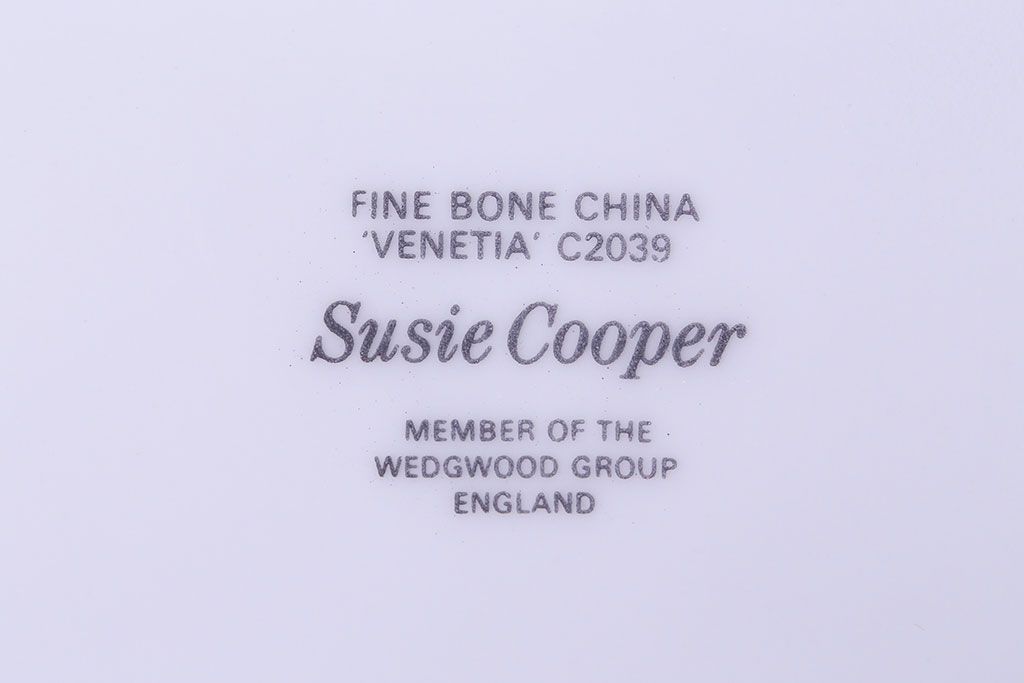 イギリスビンテージ　Susie Cooper(スージークーパー)　VENETIA(ヴェネチア)シリーズ　カップ&ソーサー&プレート2客セット(洋食器)(1)