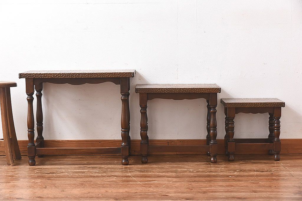 ヴィンテージ家具　スペイン　ビンテージ　個性的なネストテーブル(サイドテーブル、コーヒーテーブル)