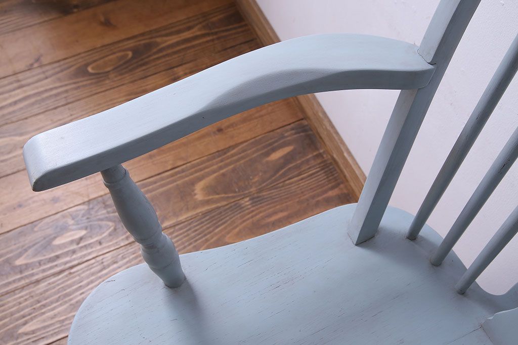 ヴィンテージ家具　ビンテージ　淡いカラーのアンティークペイントチェア(椅子)