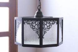 和製アンティーク　透かし飾りが趣きのある真鍮製ペンダントライト(天井照明)