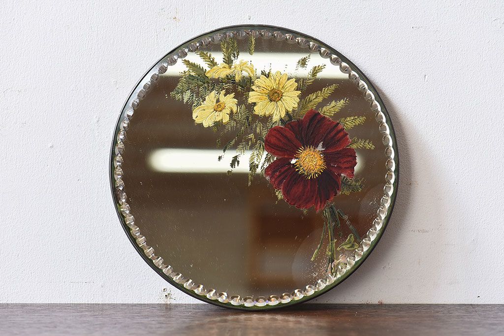 アンティーク雑貨　イギリスアンティーク　花のペイントが愛らしいミラー(鏡)