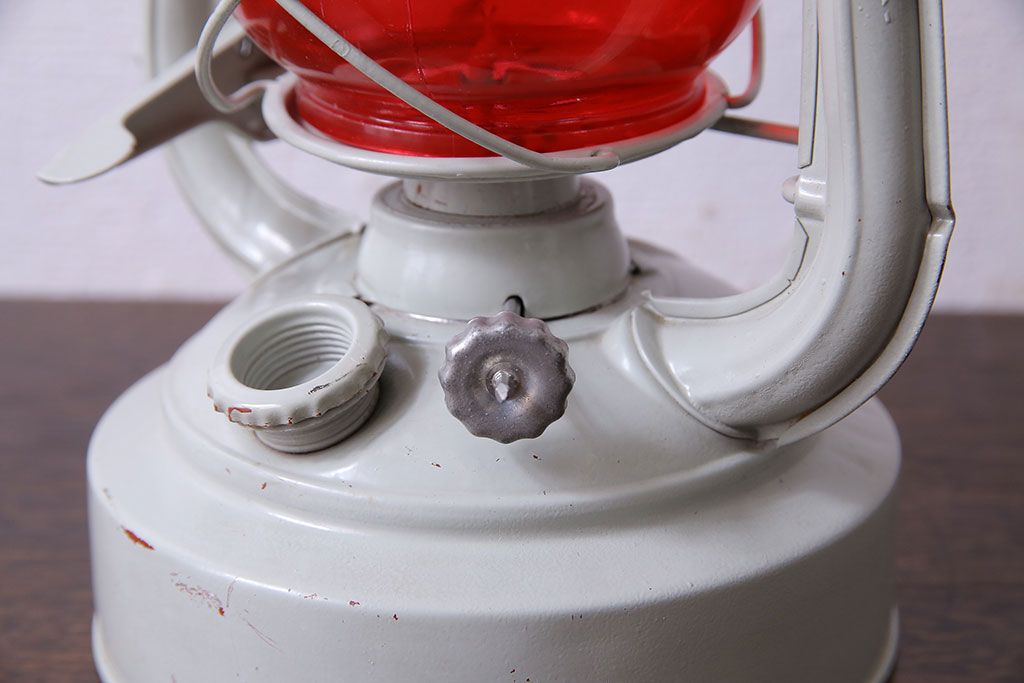 フランス製　GUILLOUARD(ギルアード)　白と赤のランタン(オイルランプ、照明)