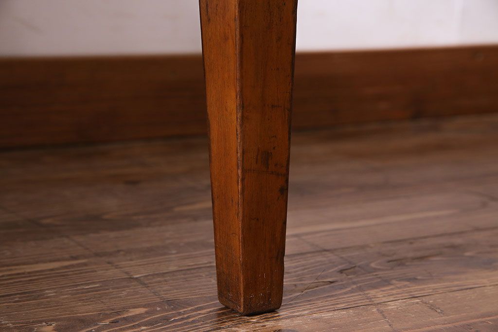 レトロ家具　昭和レトロ　古い木の質感が趣き深いチャーチチェア(椅子、アームチェア)(1)