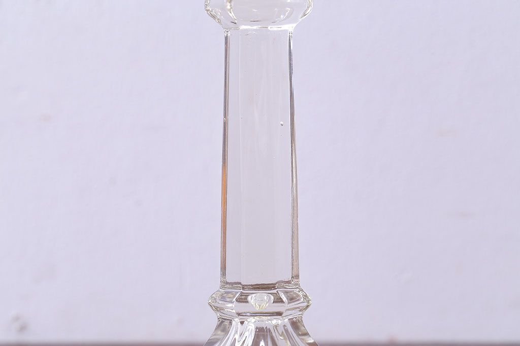 アンティーク雑貨　イギリスアンティーク スタイリッシュな六角形ガラス製キャンドルスタンド(ろうそく立て、キャンドルホルダー)