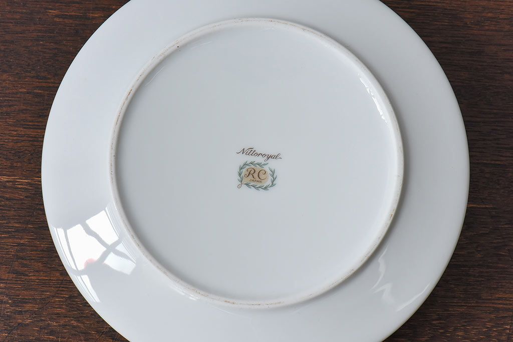 アンティーク雑貨　ノリタケ(日陶)優しい色合い レトロな雰囲気が漂う灰皿