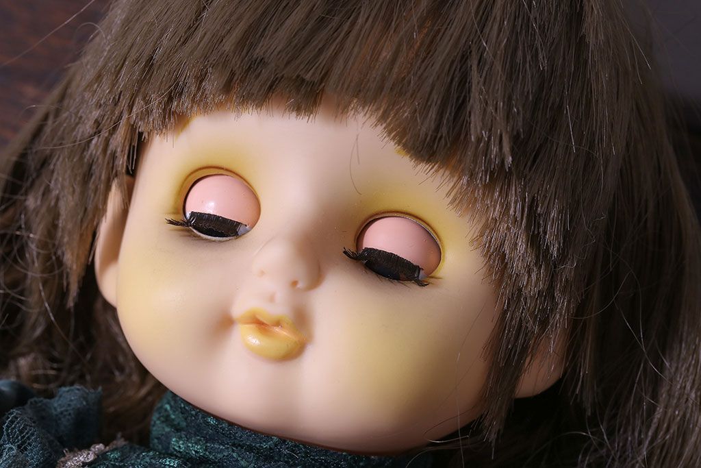 アンティーク雑貨　昭和レトロ　セキグチ(SEKIGUCHI)　1979　スリープアイドール(目つむり抱き人形)(1)