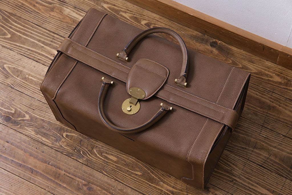 アンティーク雑貨　オールドグッチ(GUCCI)　箱型のデザインがおしゃれなバッグ(鞄)