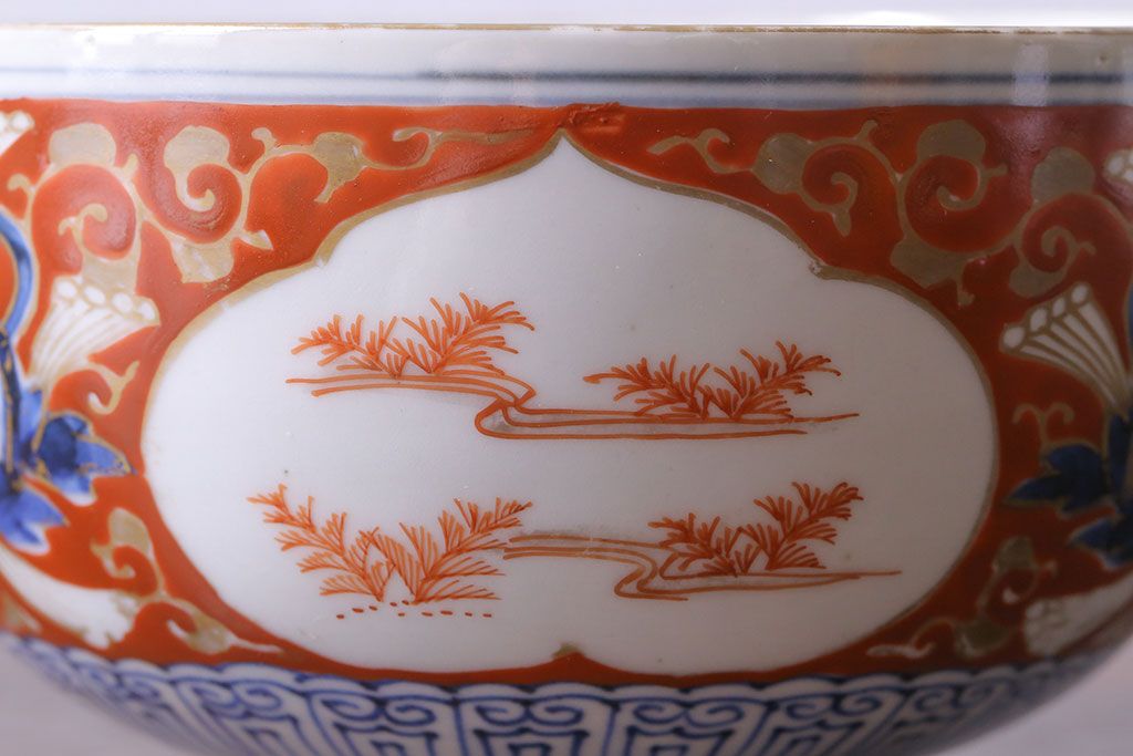 江戸期　大明成化年製　古伊万里　赤絵南蛮図染付　蓋茶碗(1)