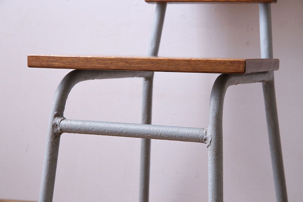 ペイント家具　ナラ材　ナチュラルな雰囲気漂うシンプルなチェア(イス、椅子)(3)