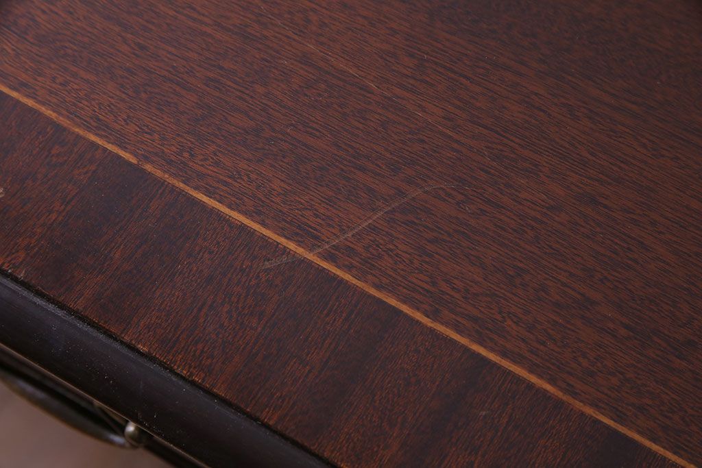 アンティーク家具　イギリスアンティーク　マホガニー材のシックなオーディオキャビネット(キャビネット)