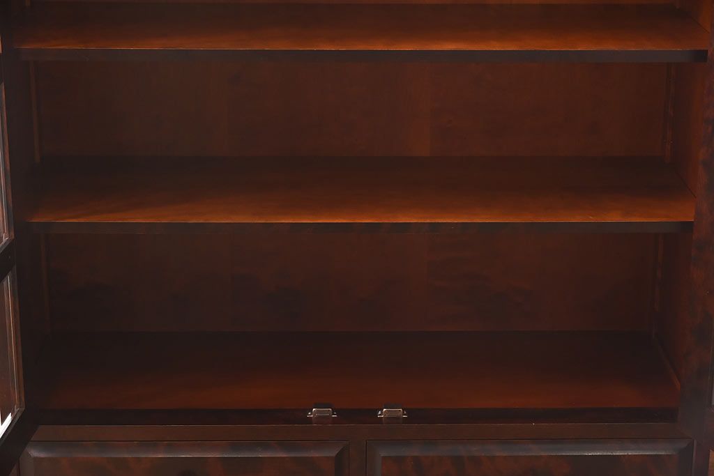 中古　美品　北海道民芸家具　落ち着いた色味のブックケース(本箱、収納棚、戸棚)(定価41万円)