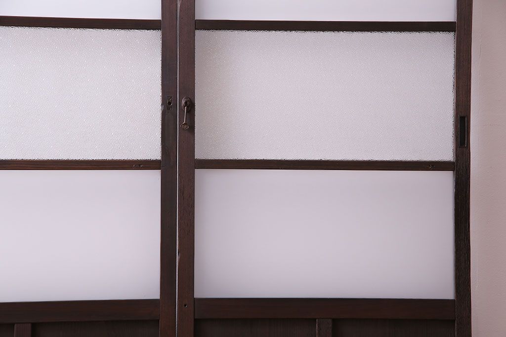 昭和初期　経年による風合いが魅力のガラス戸(建具、引き戸)2枚セット