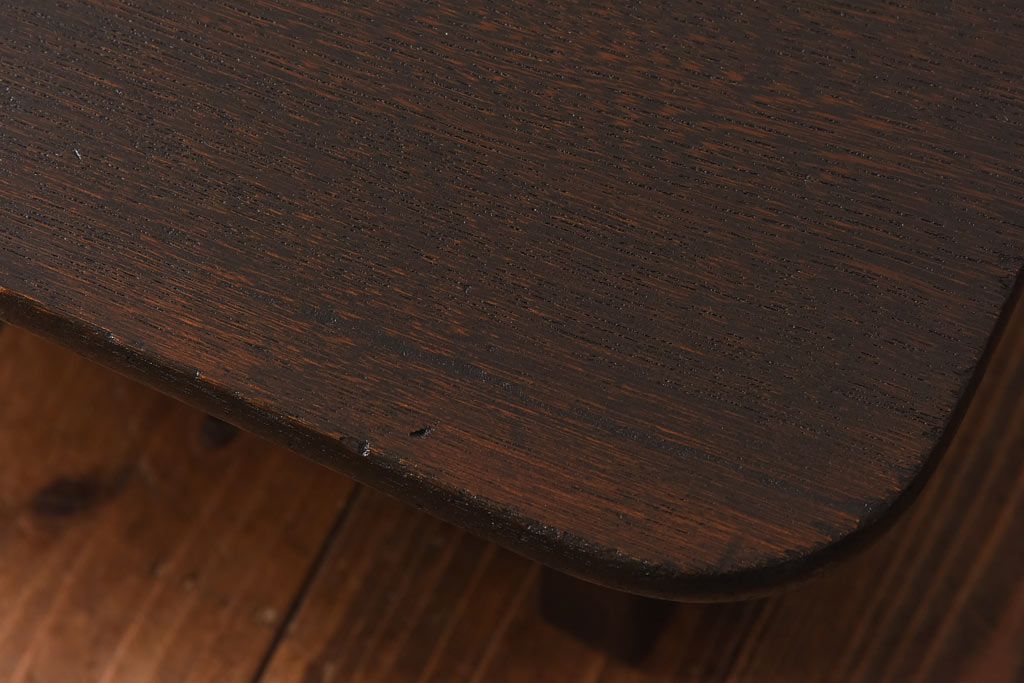 レトロ家具　昭和レトロ　栓材　力強い木目と深い色合いの角ちゃぶ台(座卓、ローテーブル)