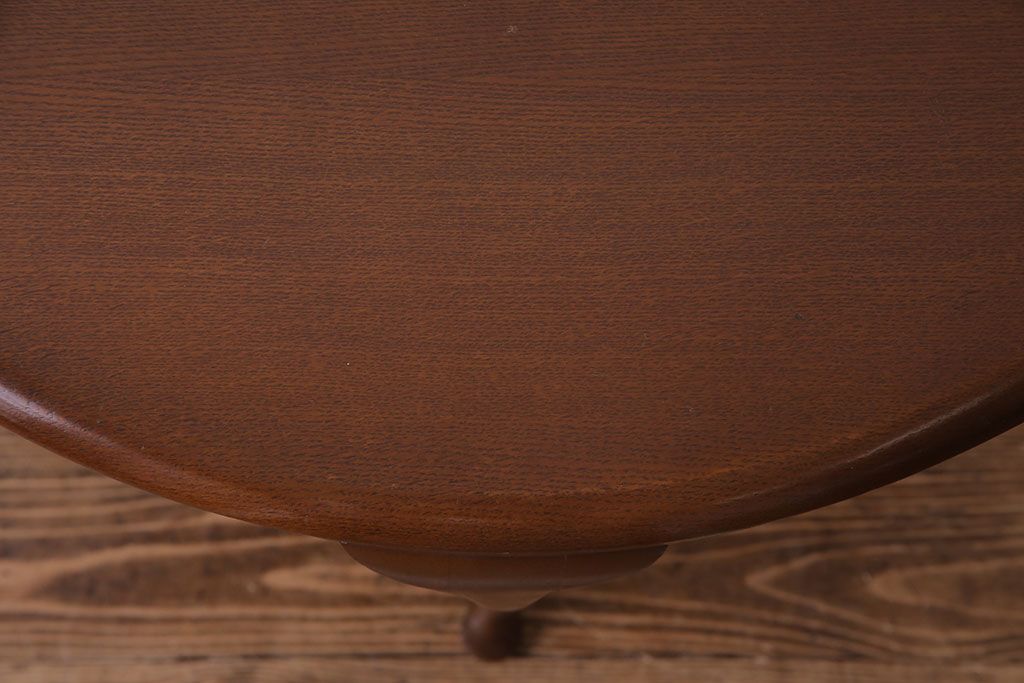 アンティーク雑貨　イギリスビンテージ　細い猫脚が魅力的なコンソールテーブル